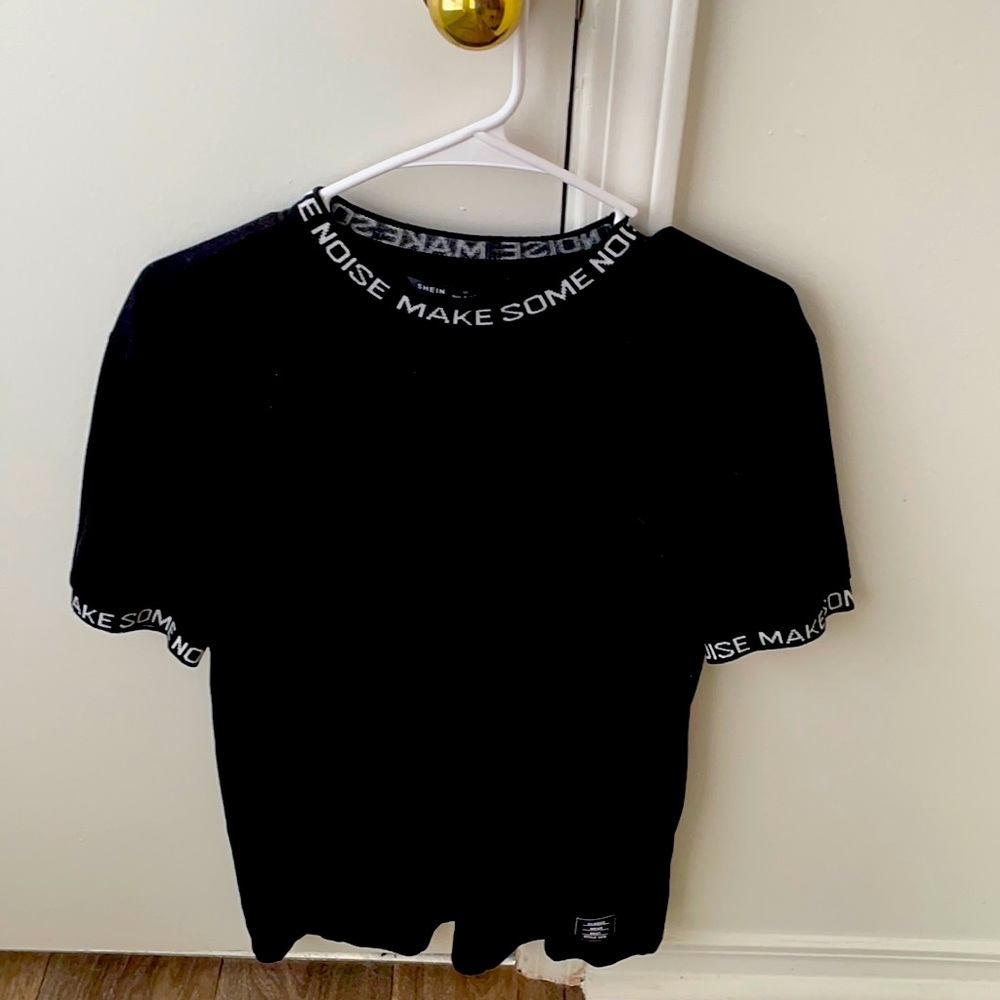 Men’s black “make some noise” T shirt